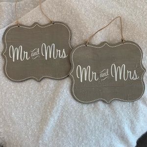 Wedding chair hangers